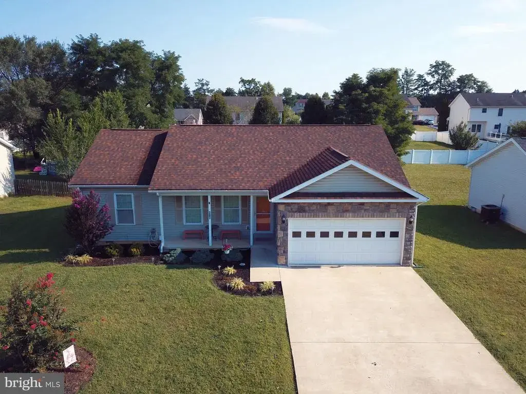 307 Close Dr, MARTINSBURG