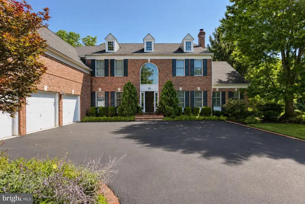 106 Christopher Dr, PRINCETON