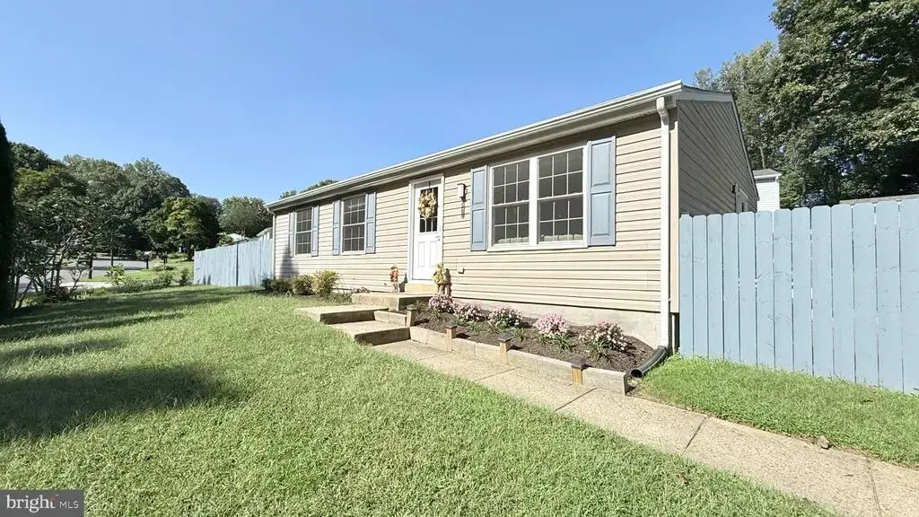 5364 Laura Belle Ln, FAIRFAX