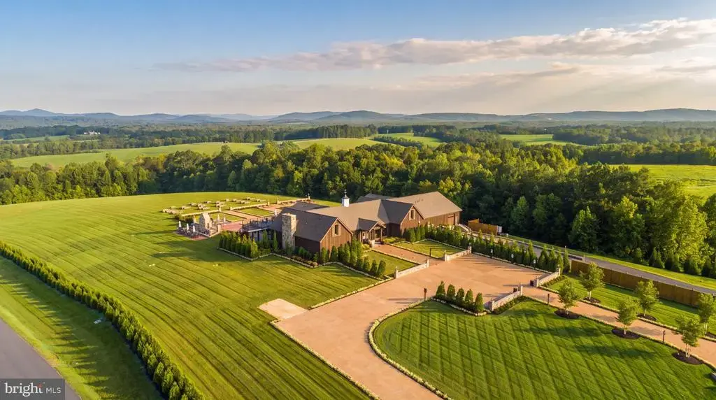 5520 Moonlight Drive, SCOTTSVILLE
