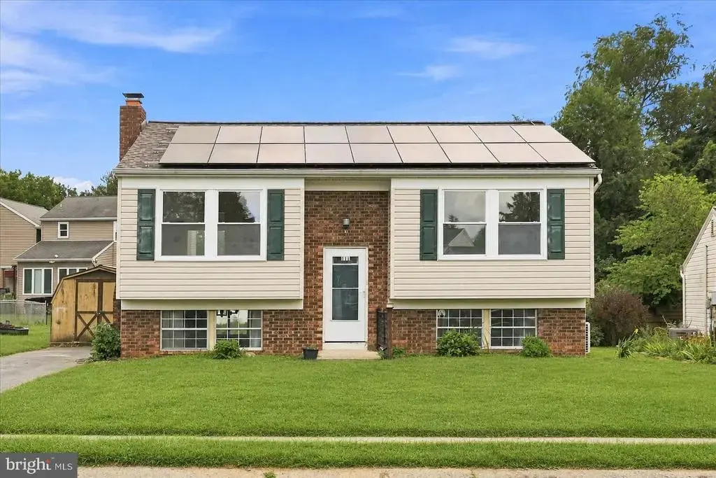 111 Tanglewood Ln, LANCASTER
