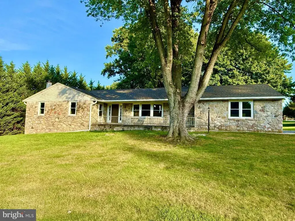 1490 Chestnut Hill Rd, POTTSTOWN