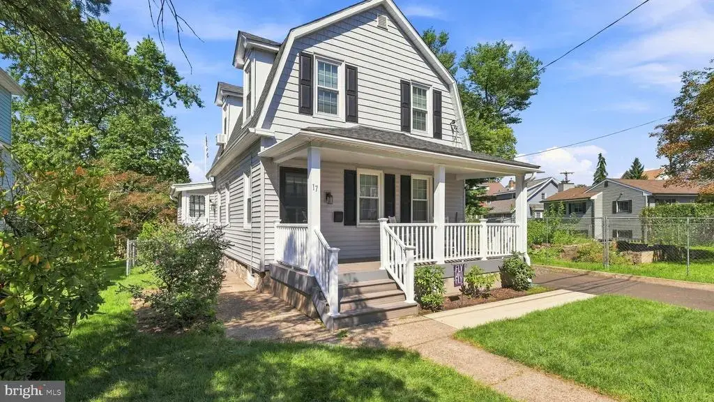 17 N New St, HATBORO