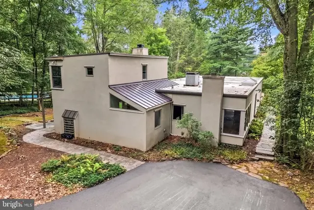 815 Black Rock Rd, Gladwyne
