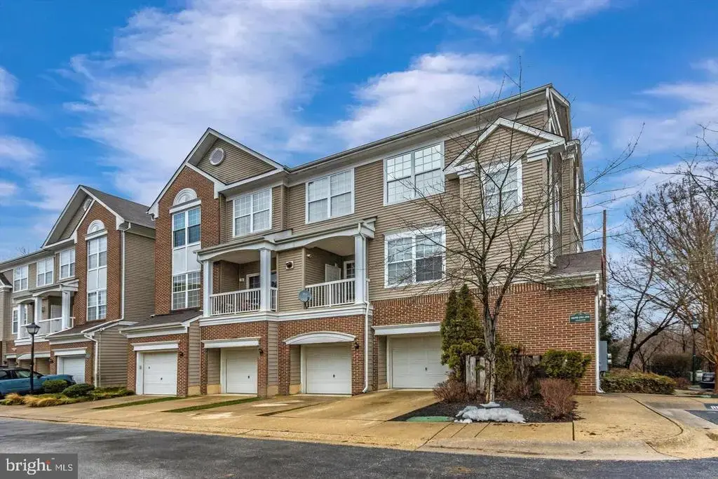 14294 Hampshire Hall Ct #812, UPPER MARLBORO