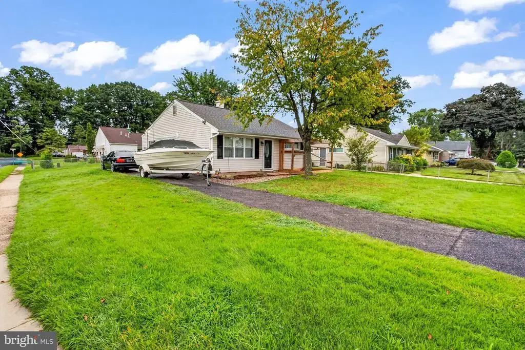 528 S Maple Ave, MAPLE SHADE