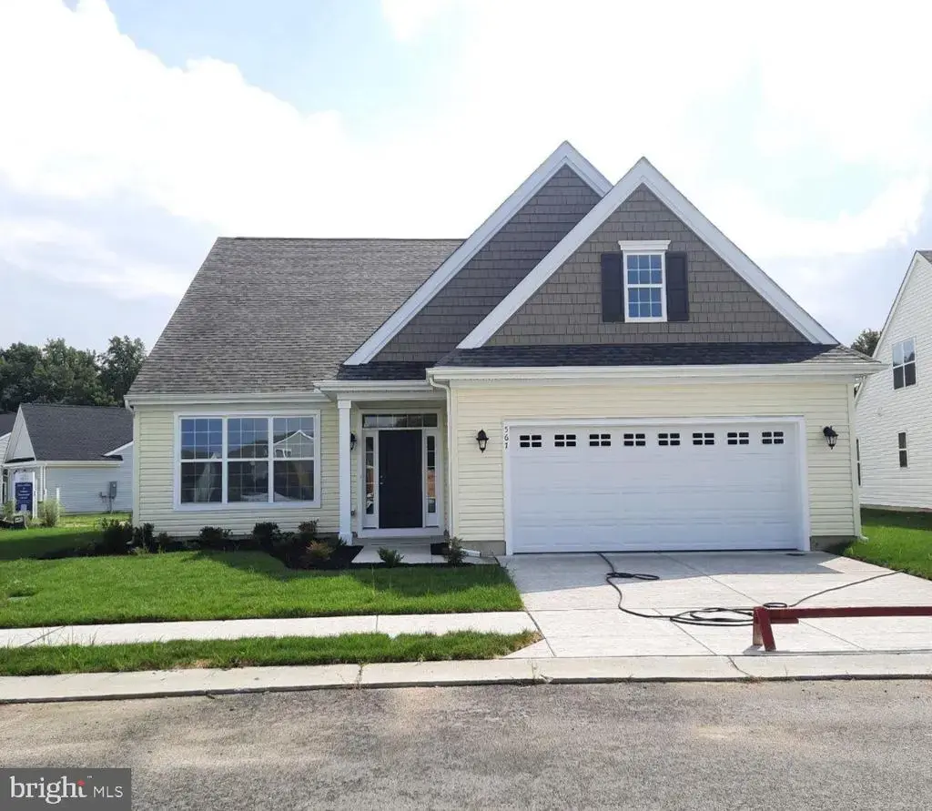 643 Resort Blvd, DOVER