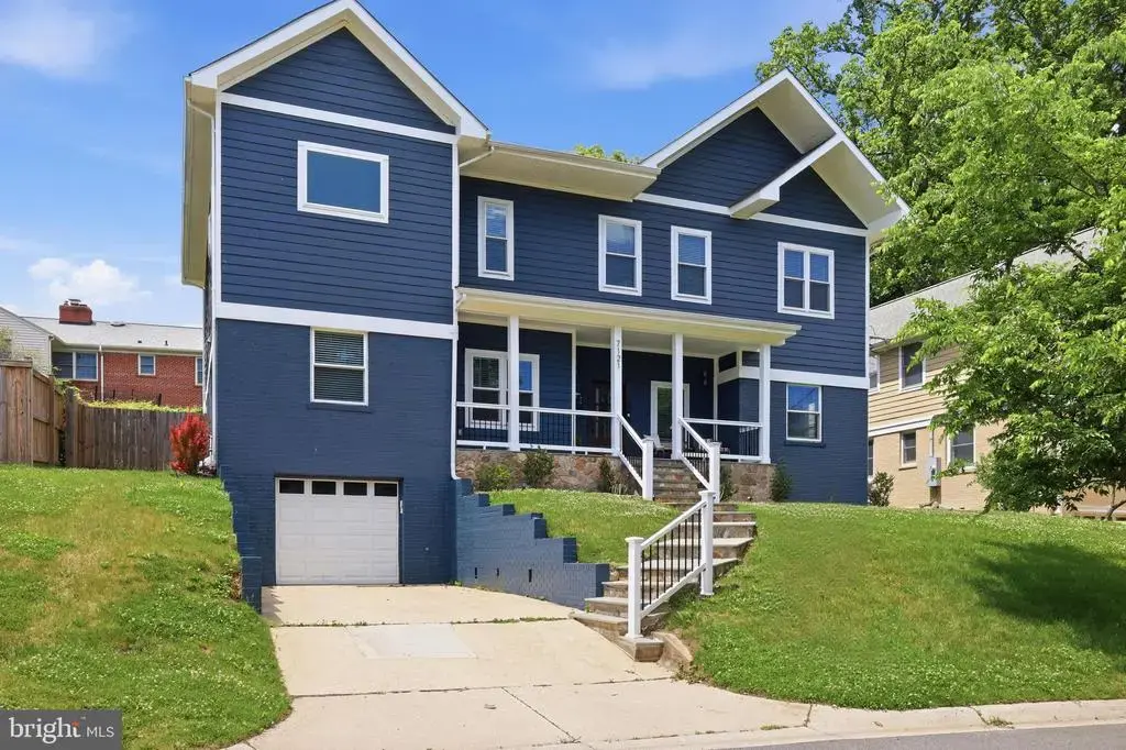 7121 W Greenvale Pkwy, CHEVY CHASE