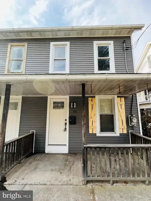 26 N 4th St, Halifax
