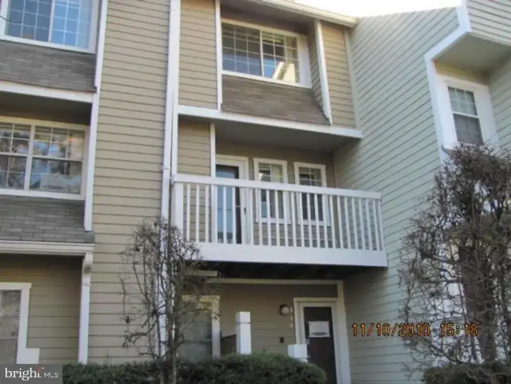 5800 Inman Cir #350, NORTH BETHESDA