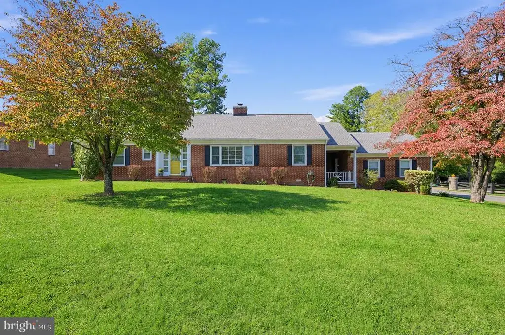 110 Ellisville Dr, LOUISA