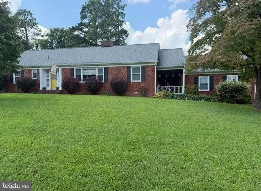 110 Ellisville Dr, LOUISA