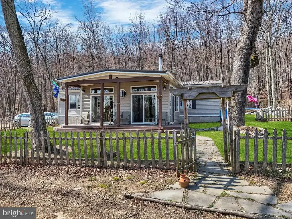 516 Roberts Rd, GREAT CACAPON