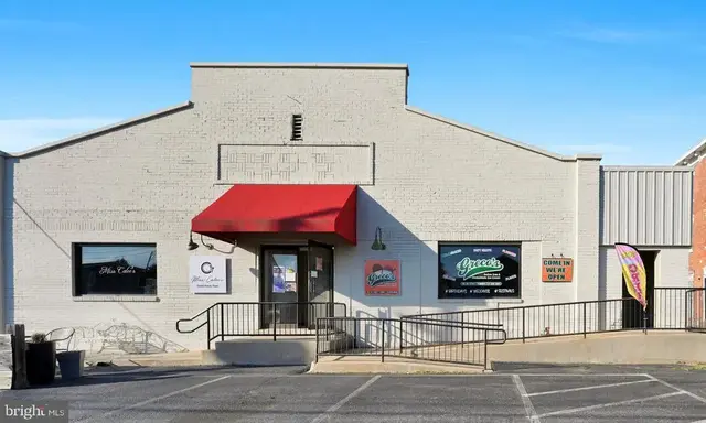 329 E Main St #c, Landisville