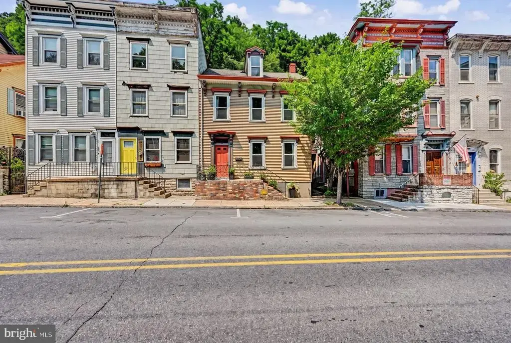 54 W Broadway, JIM THORPE