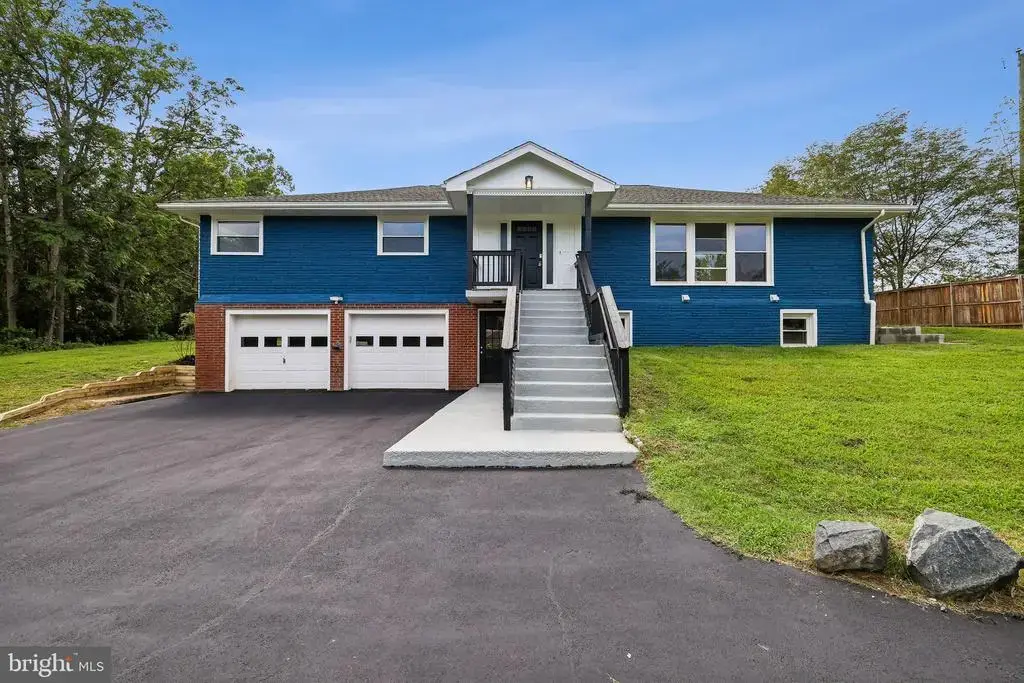 1685 Brooke Rd, STAFFORD
