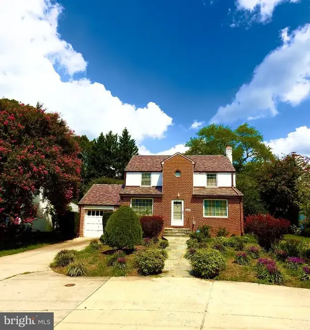 4629 River Rd, Bethesda