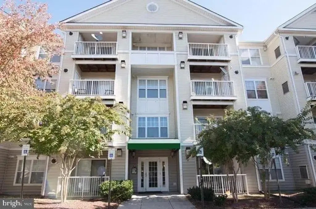 14200 Farnsworth Ln #106, UPPER MARLBORO