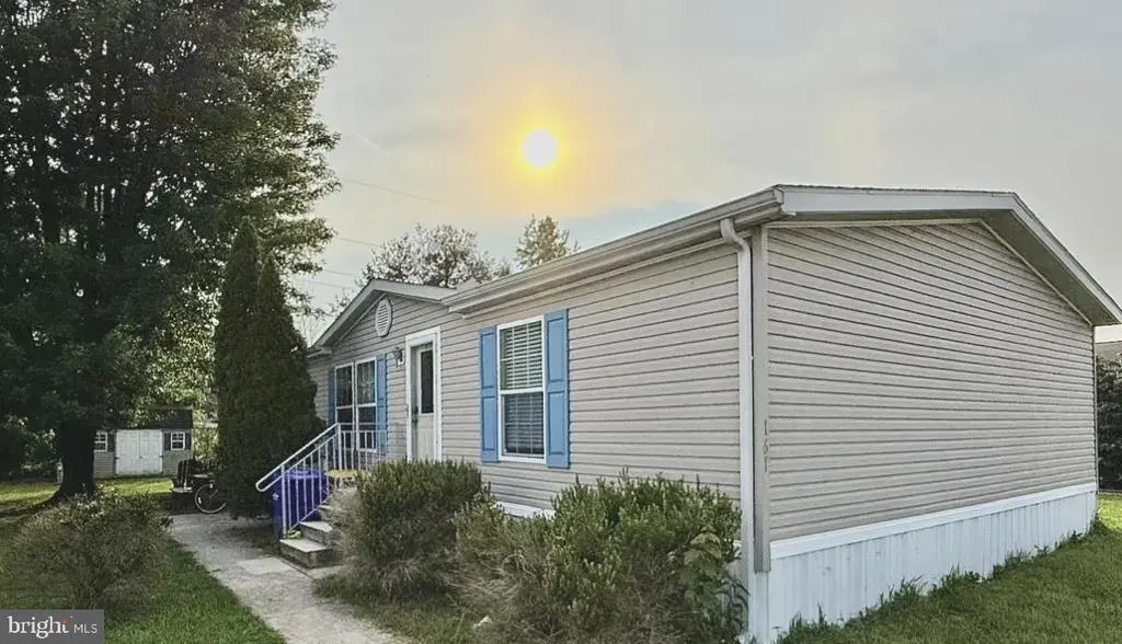 161 Pine Cone Dr #161, DOVER