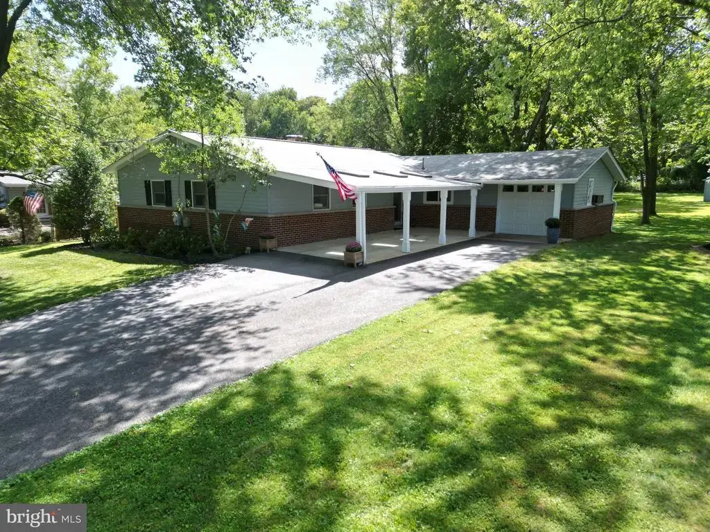 19708 Meredith Dr, ROCKVILLE