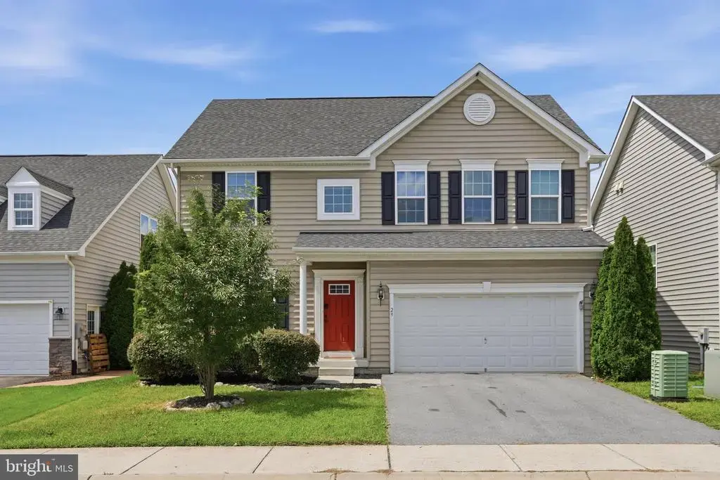 29 Tollerton Trl, FALLING WATERS