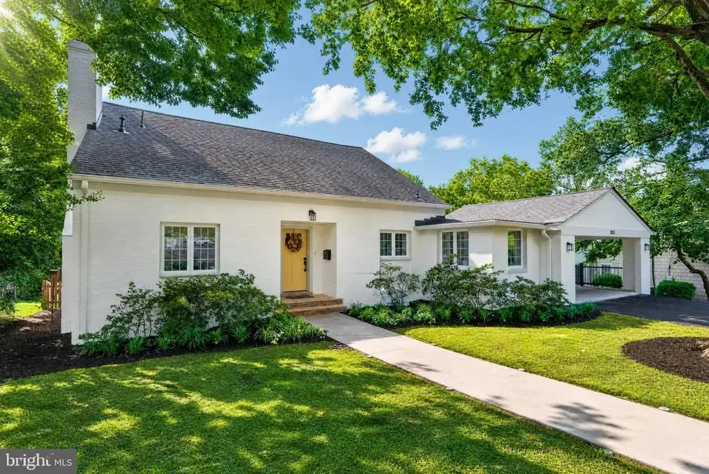 313 Vassar Rd, ALEXANDRIA