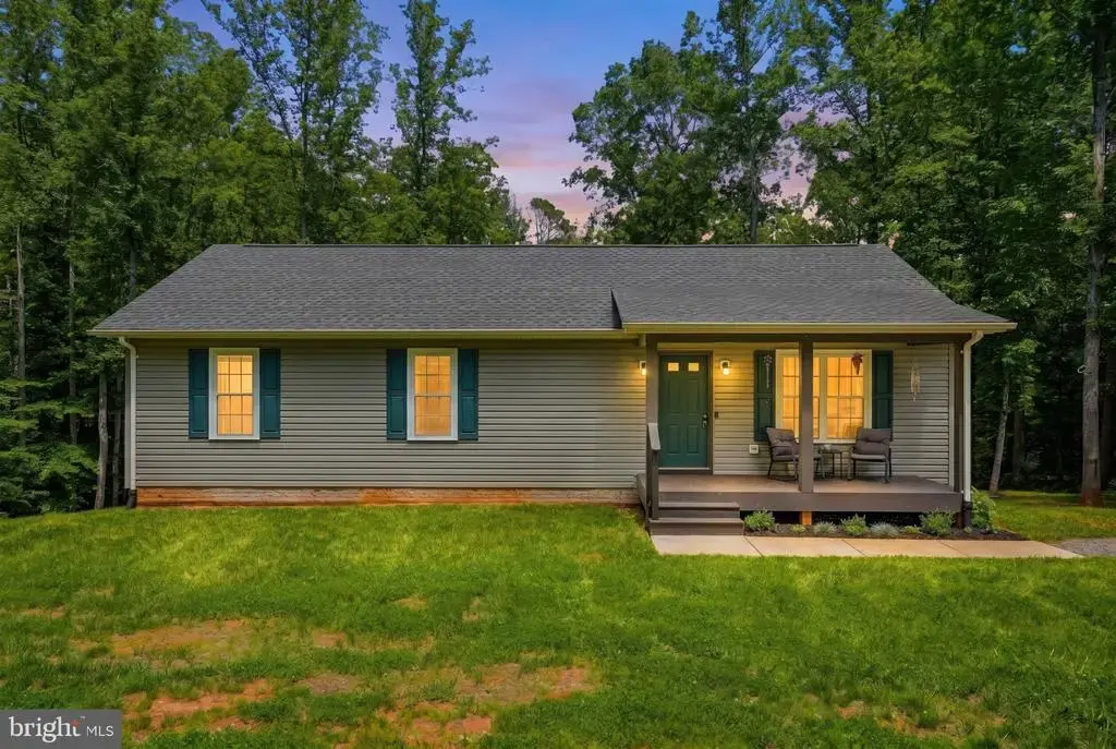 898 Seville Rd., MADISON