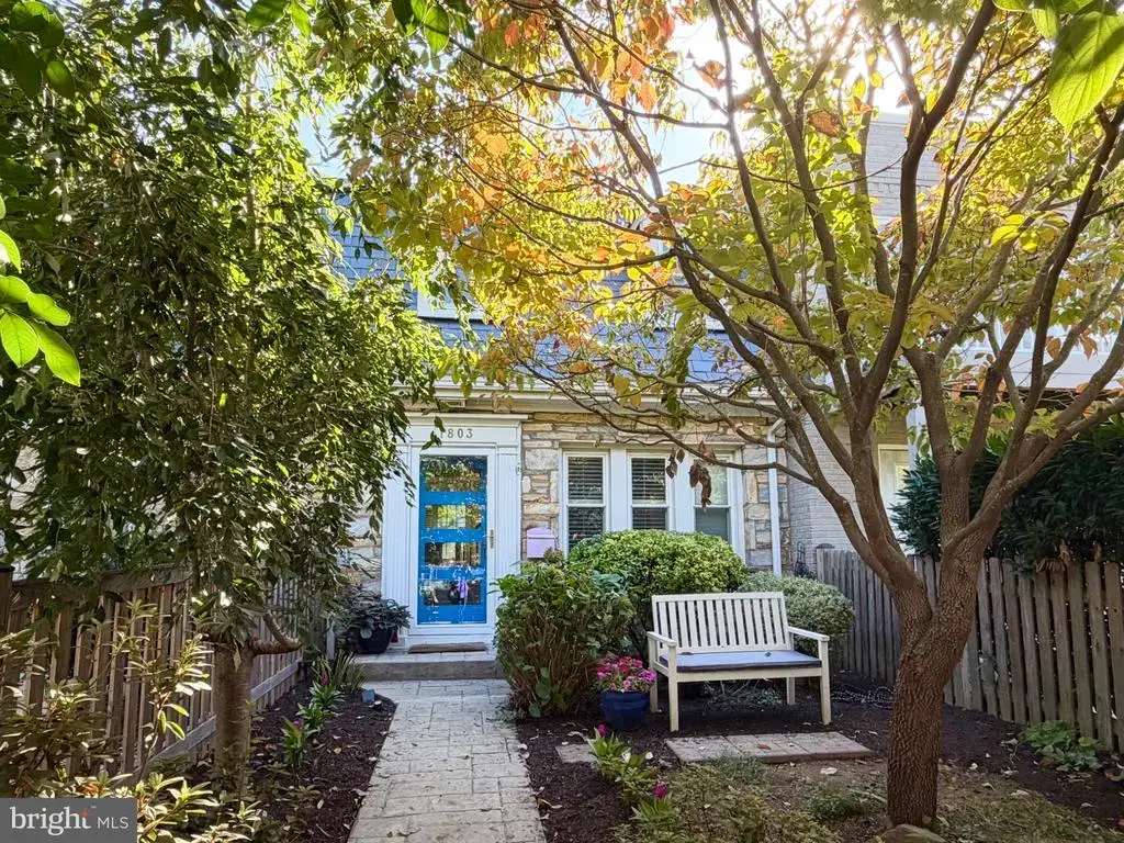 1803 Leslie Ave, ALEXANDRIA