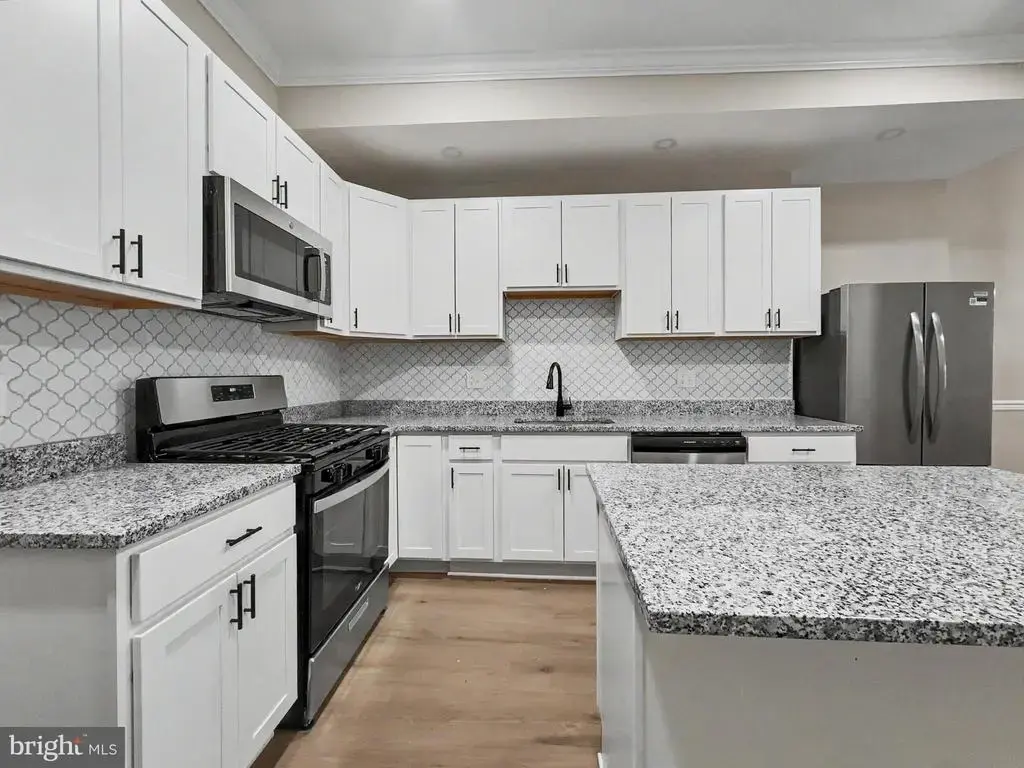 2129 E Federal St, BALTIMORE