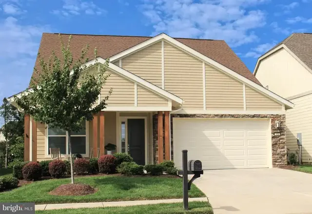 120 Nuthatch Dr, Lake Frederick