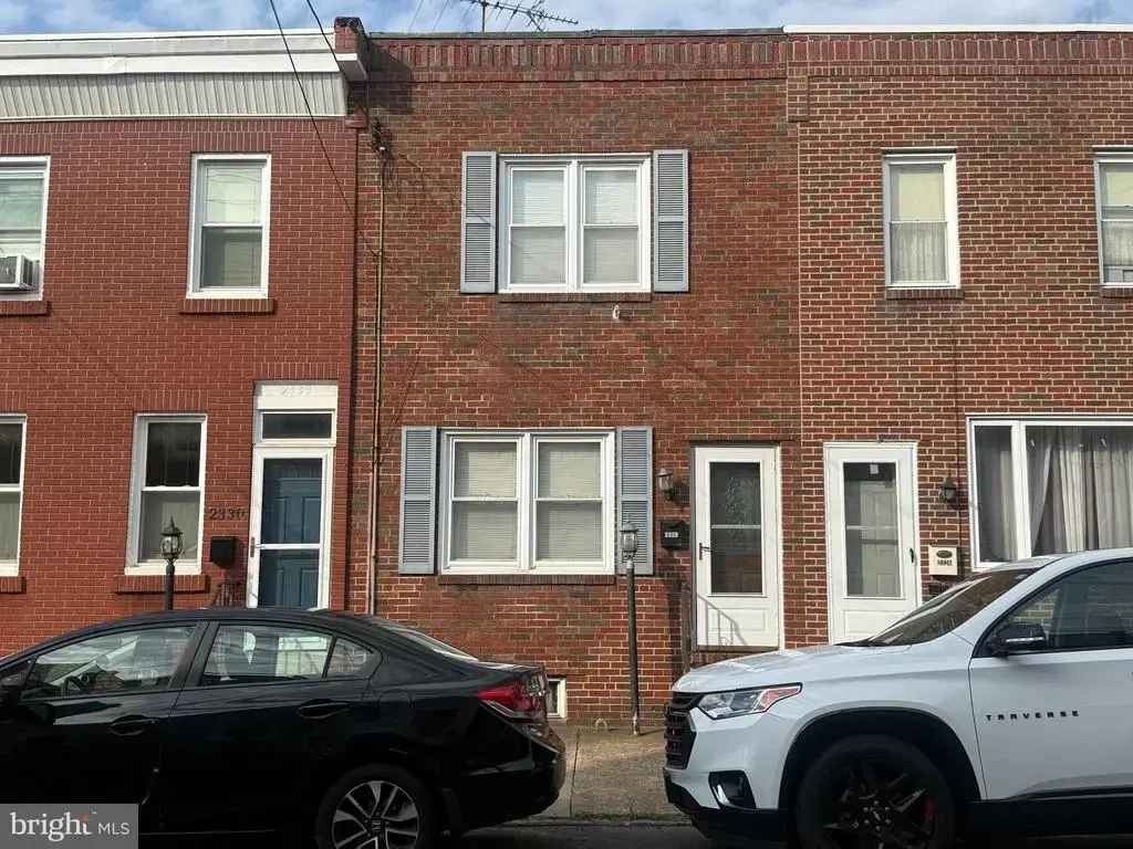 2328 E Hagert St, PHILADELPHIA