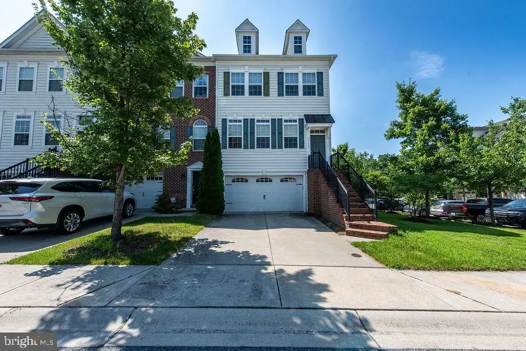 9829 Solar Crse, LAUREL