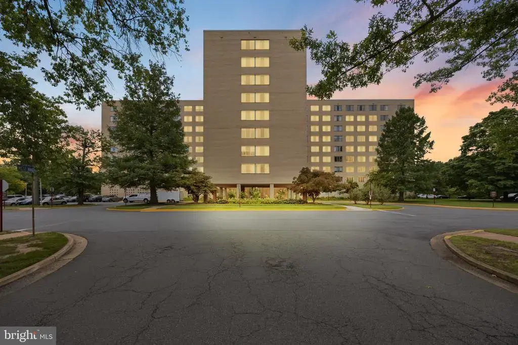 6641 Wakefield Dr #615, ALEXANDRIA