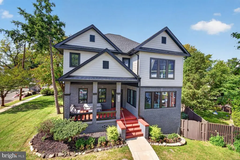 7500 Alaska Ave Nw, WASHINGTON