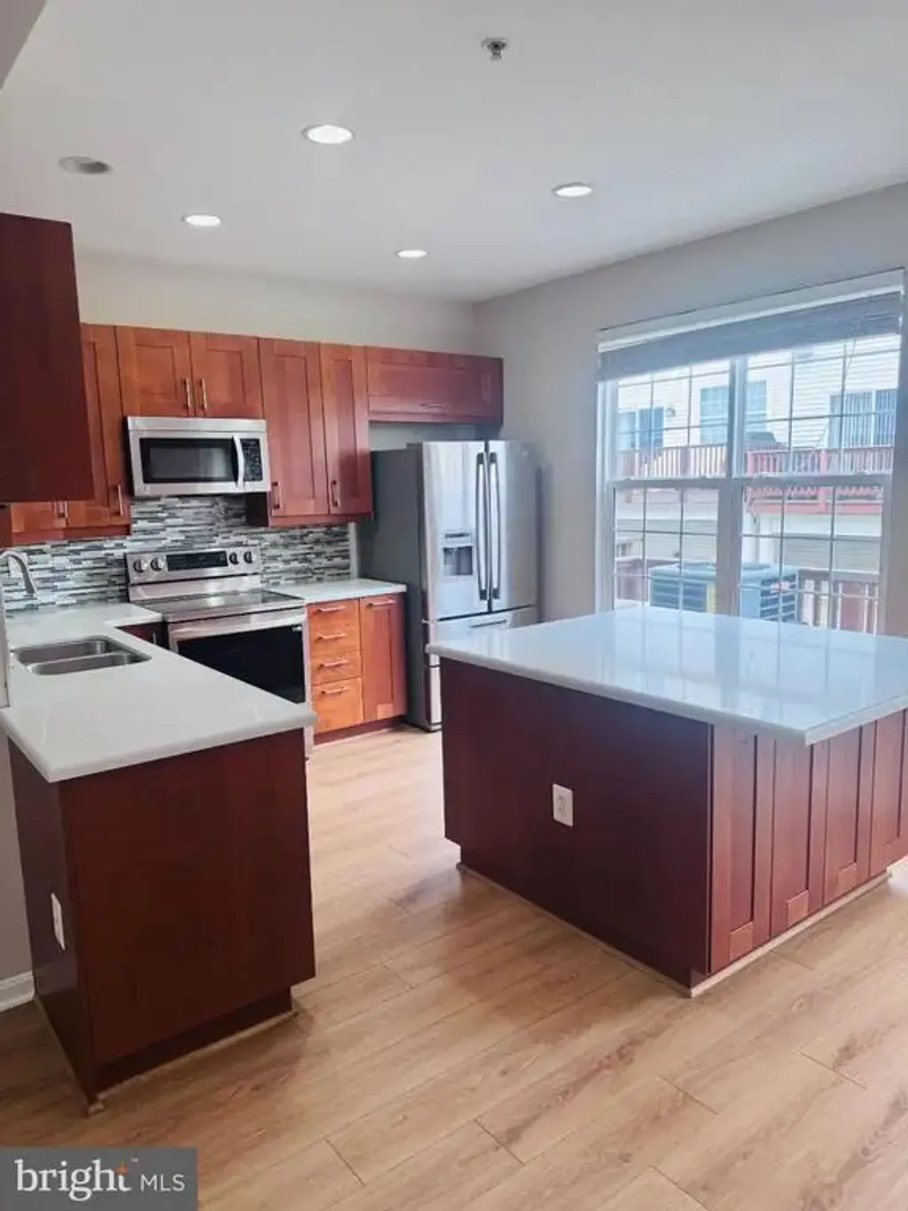 3819 Eisenhower Ave, ALEXANDRIA