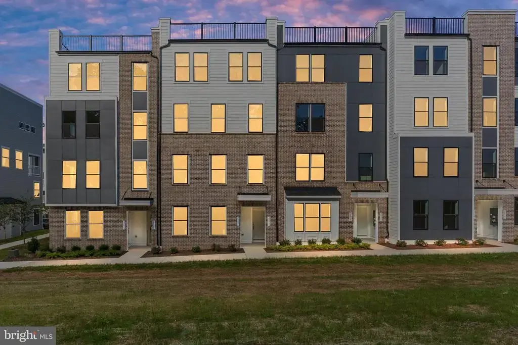 20804 Cloongee Ter, DULLES