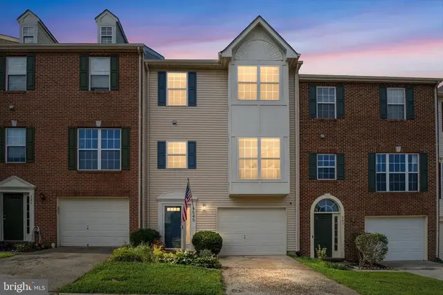545 Sparkleberry Ter Ne, Leesburg