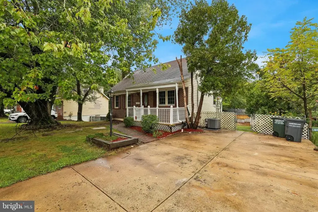 4528 Kingston Rd, WOODBRIDGE