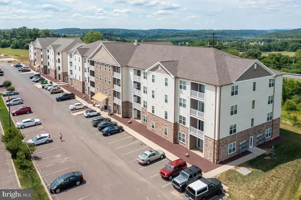 19000 Cub Cir, BLOOMSBURG