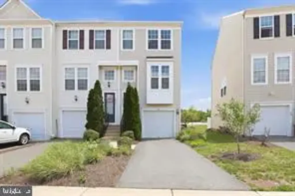 8333 Scotland Loop, MANASSAS