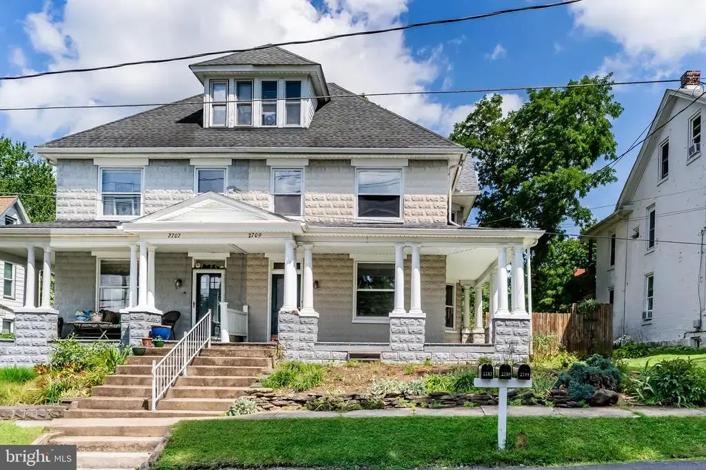 2709 Mill Rd, MECHANICSBURG