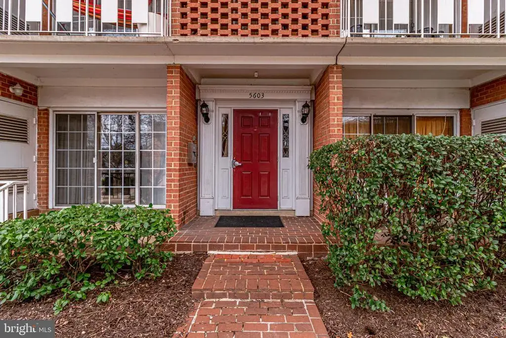 5603 Franconia Rd #302, ALEXANDRIA
