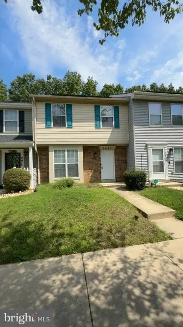 2431 W Rosecroft Village Cir, Oxon Hill