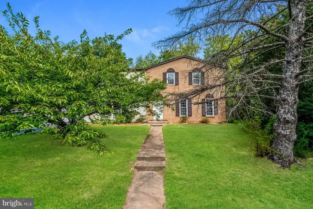 662 Herndon Pkwy, HERNDON