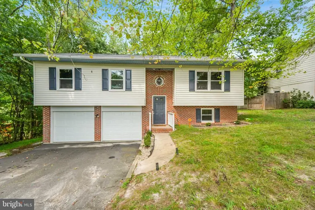 1703 Sherwood Dr, FREDERICKSBURG