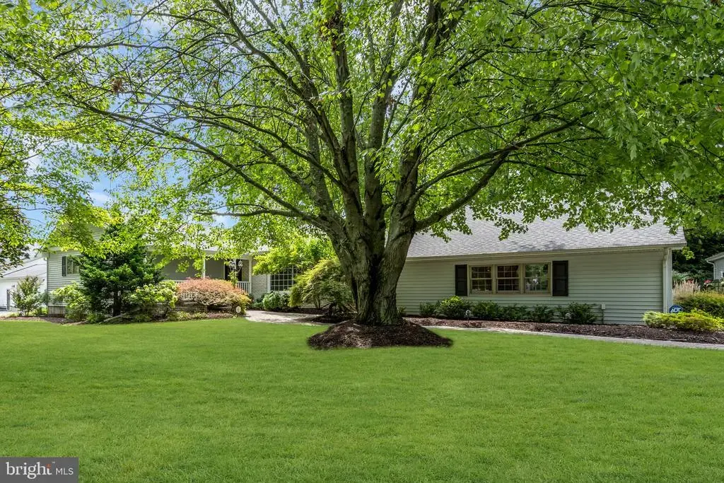 285 Meadowbrook Rd, ROBBINSVILLE