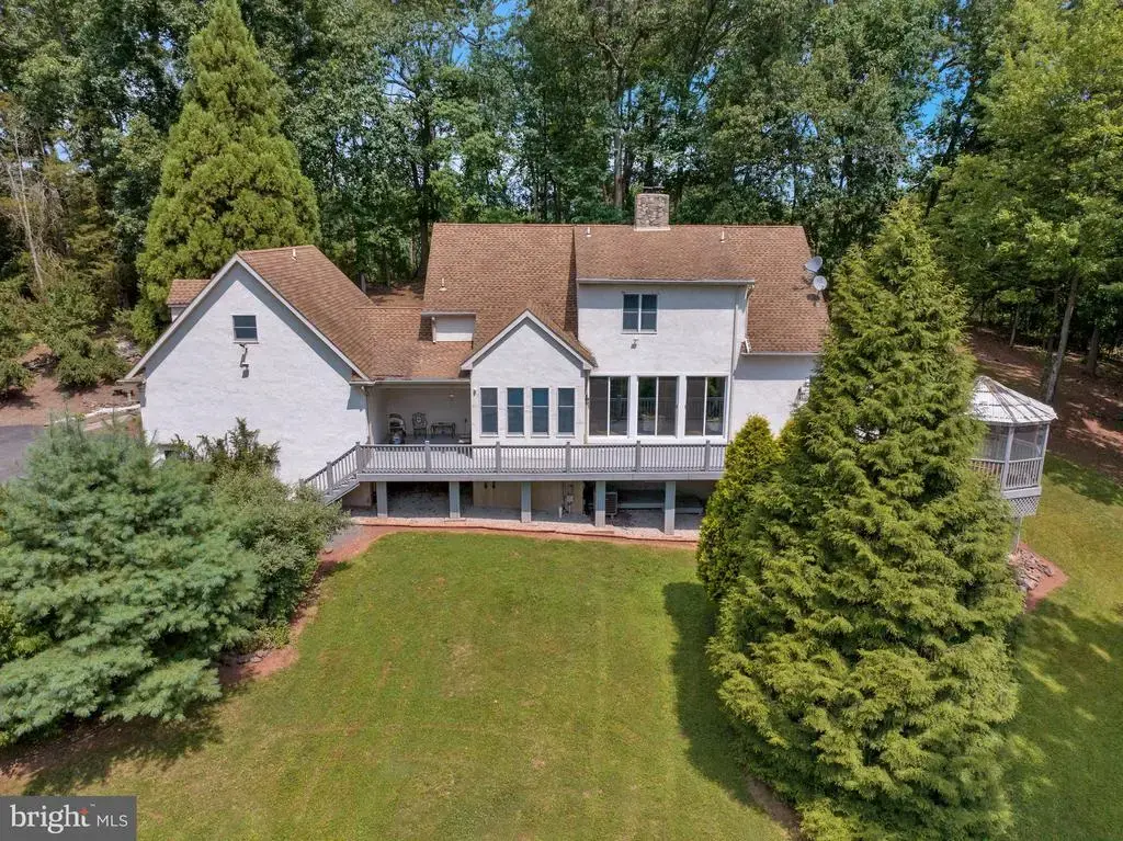 505 Westley, MOHNTON