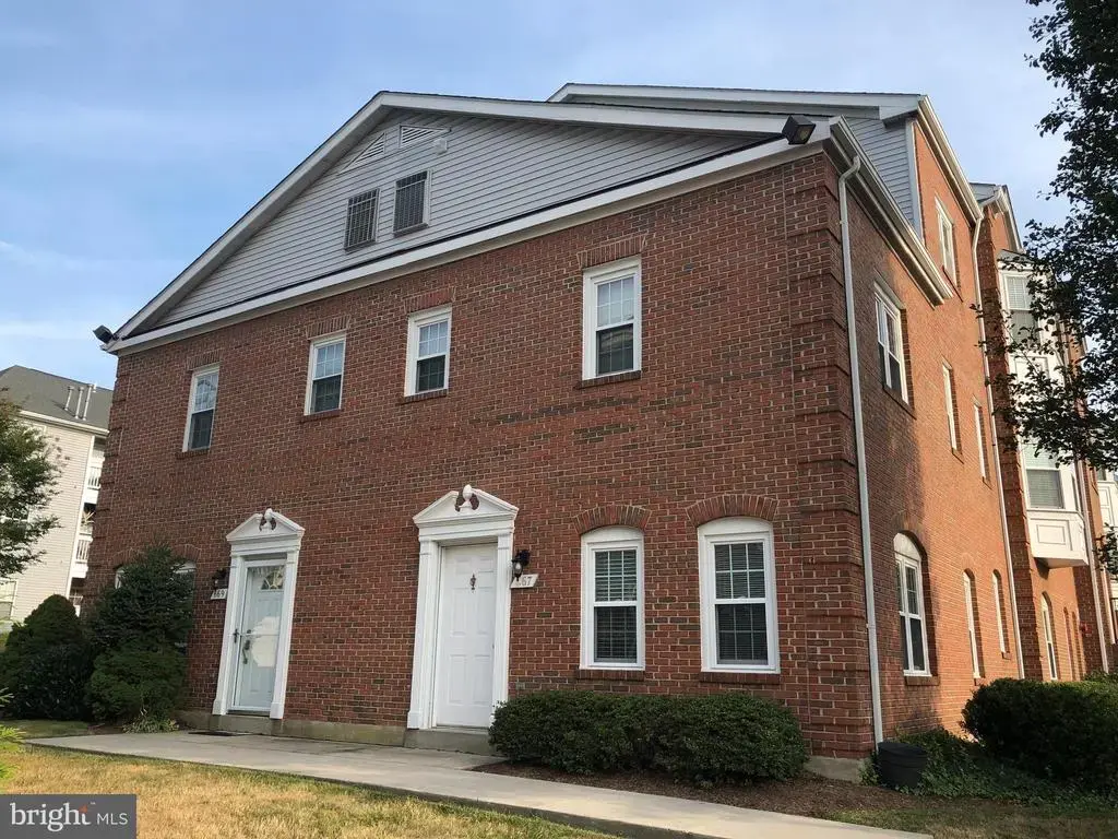 667 Constellation Sq Se #667, LEESBURG