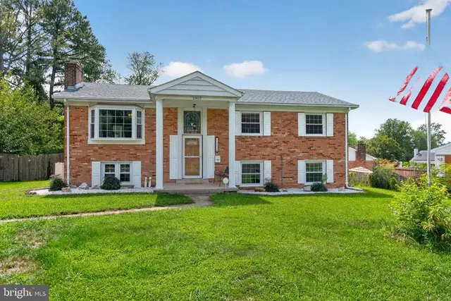 2903 Adams St, Woodbridge