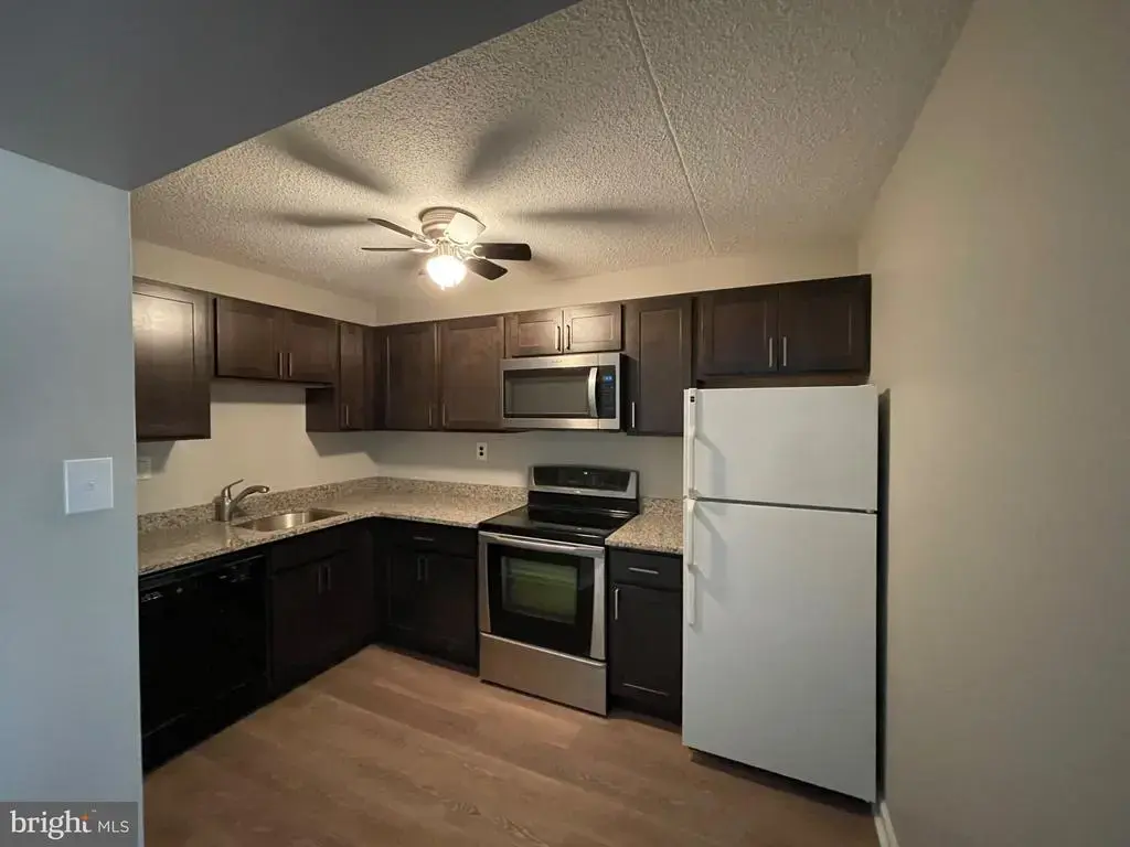 860-a Putnam Blvd #69a, WALLINGFORD